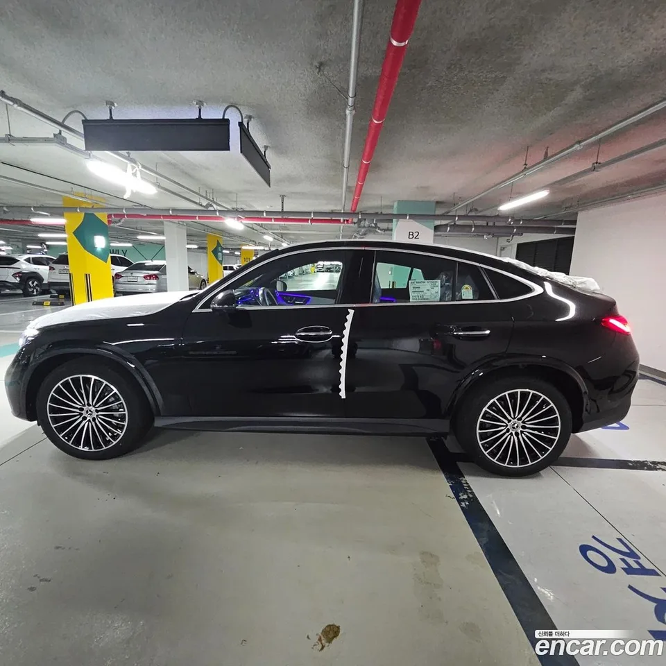 Mercedes-Benz GLC-Class GLC300 4MATIC 2026 — thumbnail 2