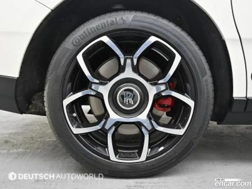 Rolls-Royce Cullinan 6.7 V12 2024 — thumbnail 2