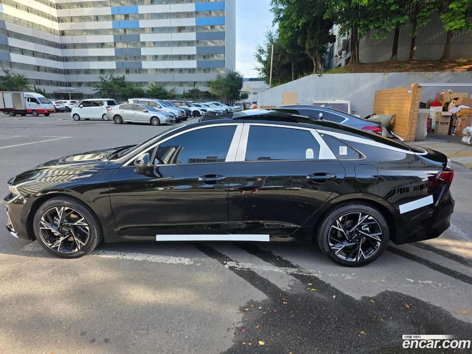 Kia K5 2.0 2026 — photo 1, buy with delivery to Moscow