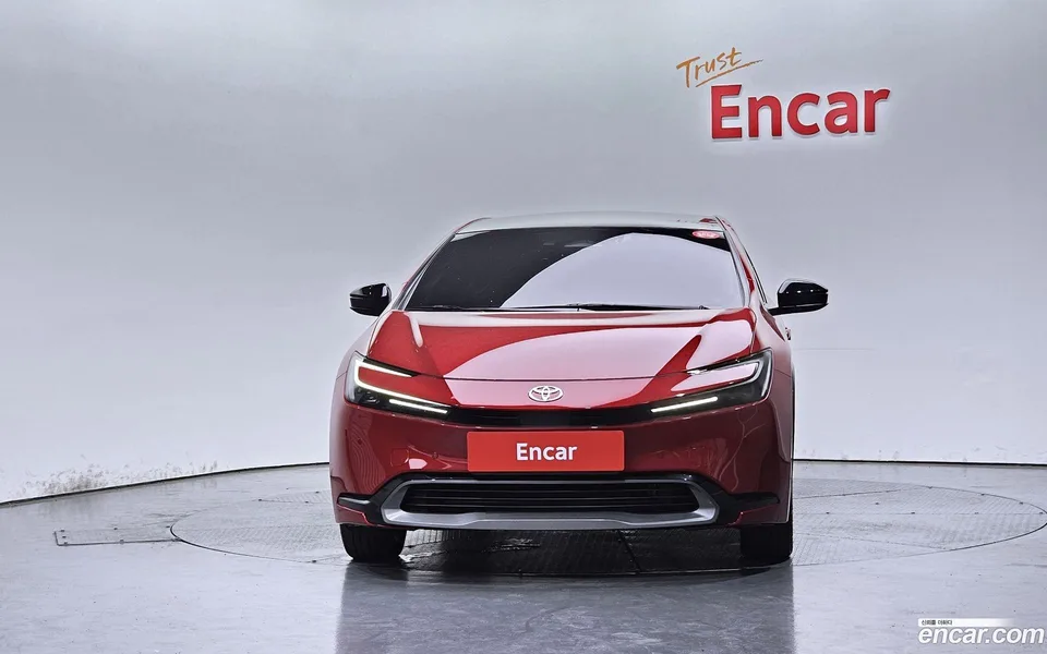 Toyota Prius 2.0 XLE 2024 — thumbnail 3