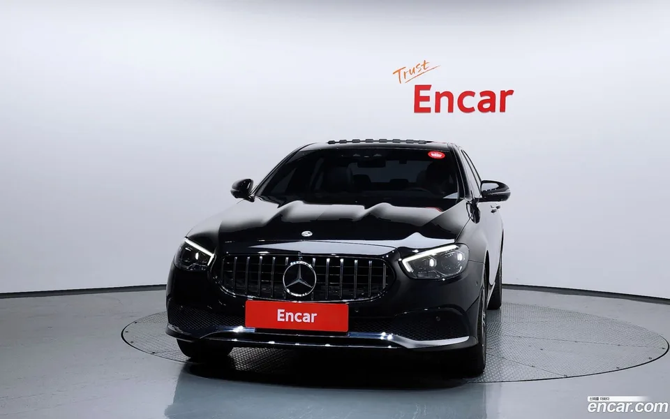 Mercedes-Benz E-Class E350 4MATIC 2022 — thumbnail 3
