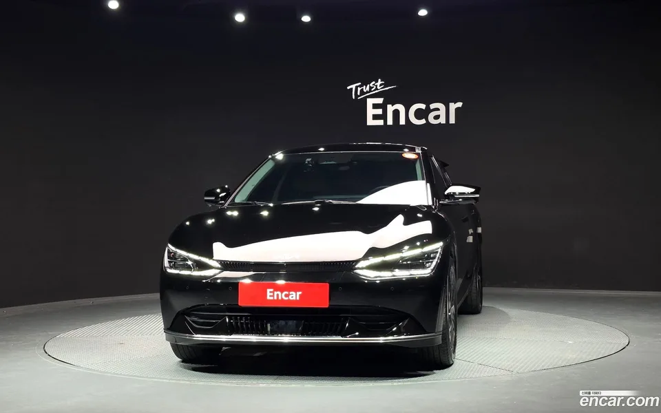 Kia EV6 2023 — thumbnail 3