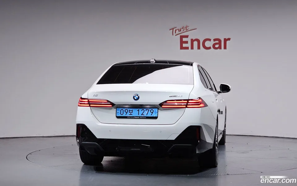 BMW i5 eDrive 40 M 2025 — thumbnail 4