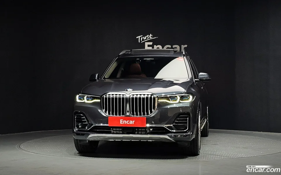 BMW X7 xDrive 40i 6 2022 — thumbnail 3