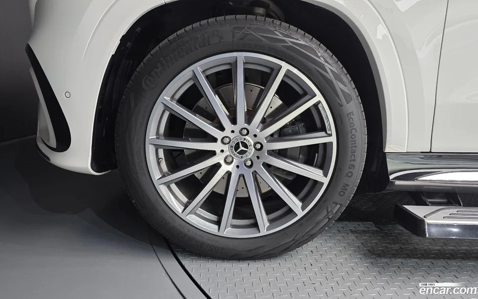 Mercedes-Benz GLS-Class GLS450 4MATIC 2025 — thumbnail 5