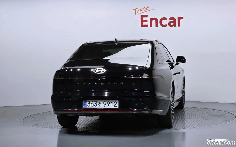 Hyundai Grandeur Hybrid 2024 — thumbnail 4