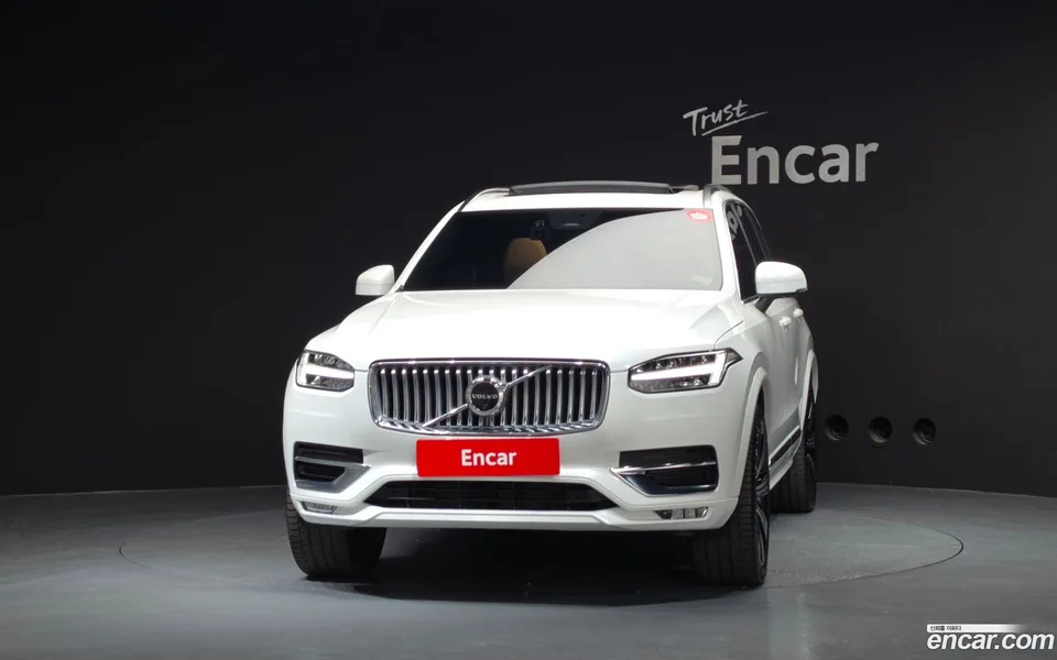 Volvo XC90 B6 2025 — thumbnail 3