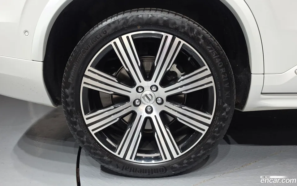 Volvo XC90 B6 2025 — thumbnail 5