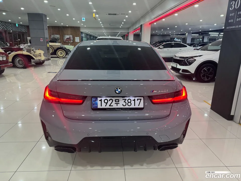 BMW 3 Series M340i 2024 — thumbnail 4