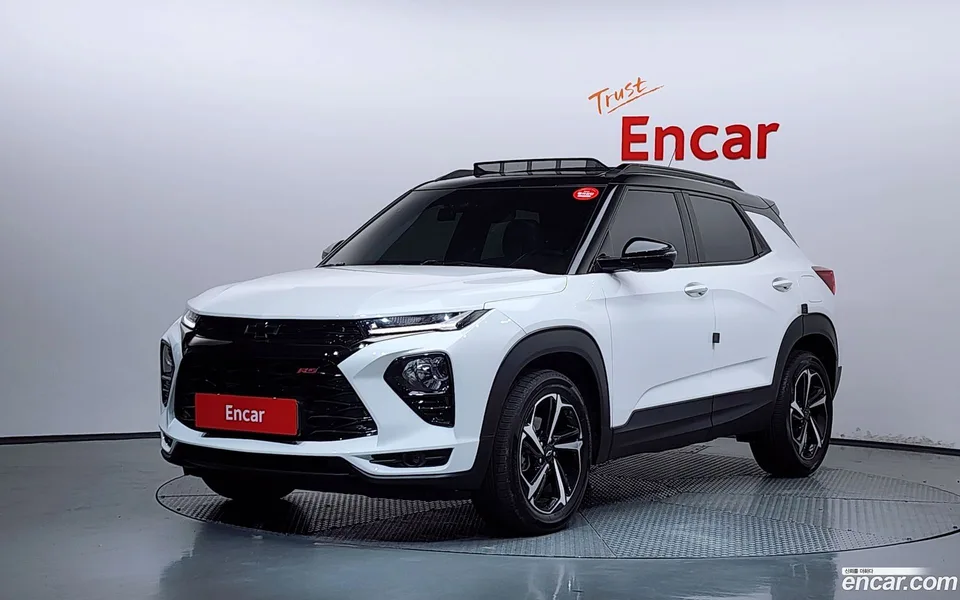 Chevrolet Trailblazer 1.3 2WD 2022 — photo 1, buy with delivery to Moscow
