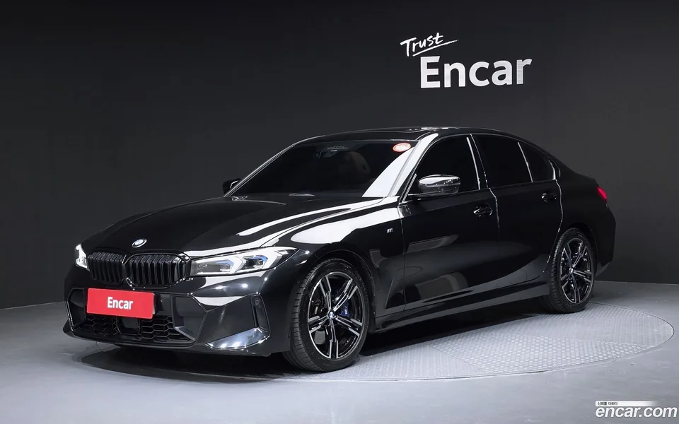 BMW 3 Series 320i M 2024 — photo 1, buy with delivery to Moscow