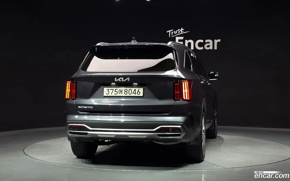 Kia Sorento 2.2 2WD 2023 — thumbnail 4