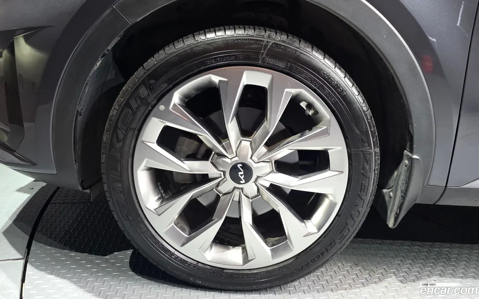 Kia Sorento 2.2 2WD 2023 — thumbnail 5
