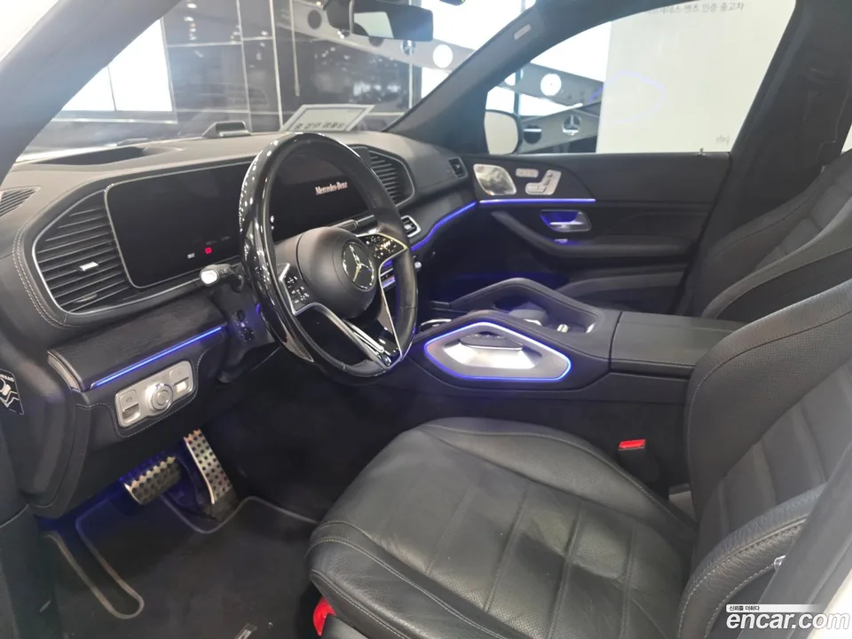 Mercedes-Benz GLS-Class GLS580 4MATIC 2024 — миниатюра 4
