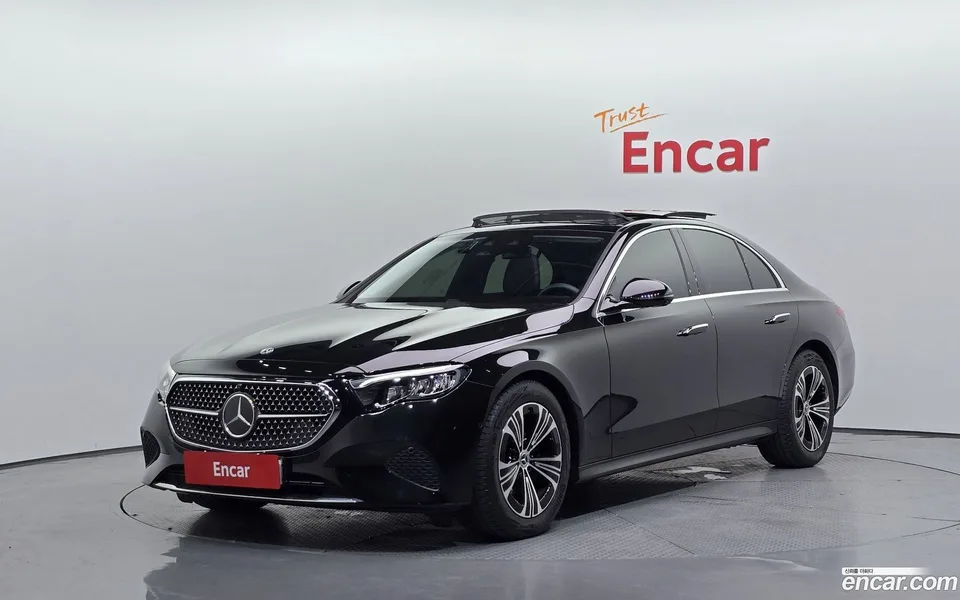 Mercedes-Benz E-Class E200 2025 — photo 1, buy with delivery to Moscow