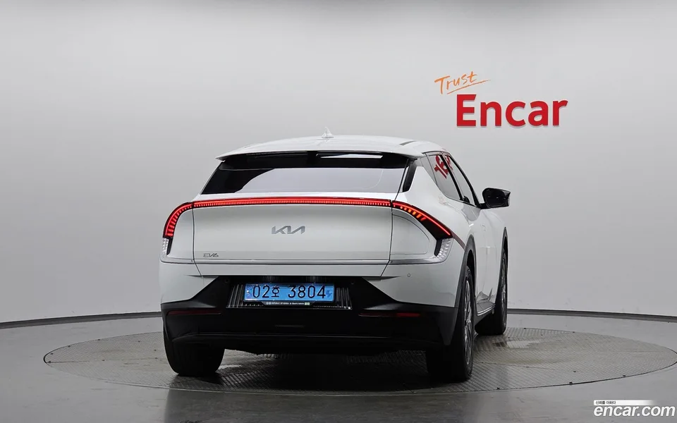 Kia EV6 2024 — thumbnail 4