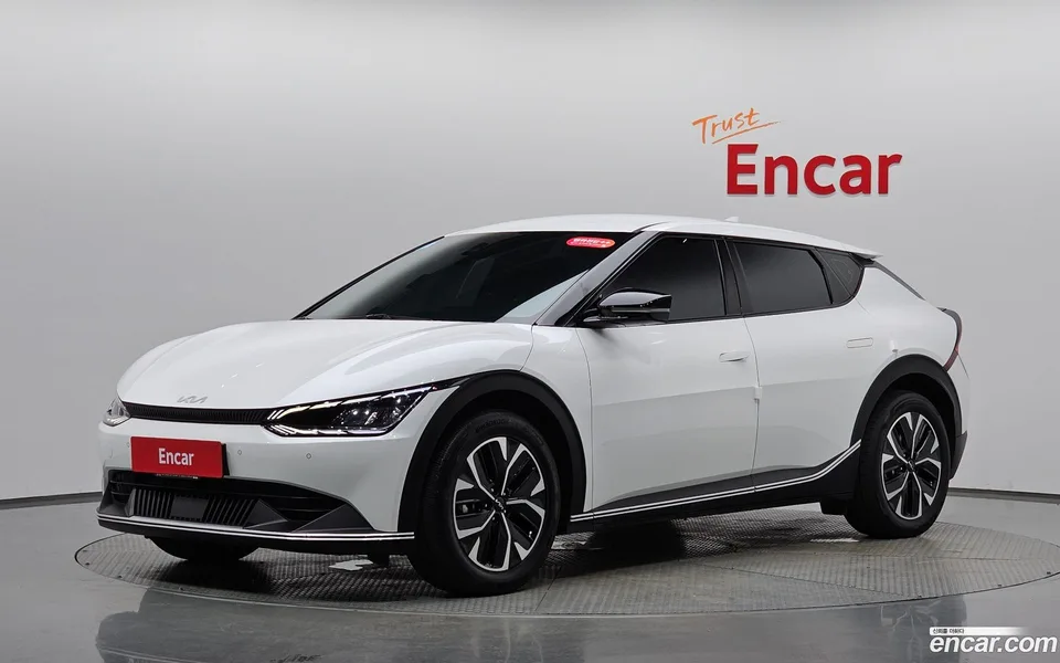 Kia EV6 2024 — photo 1, buy with delivery to Moscow