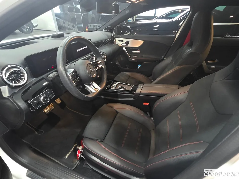 Mercedes-Benz A-Class AMG A45 S 4MATIC+ 2025 — thumbnail 5