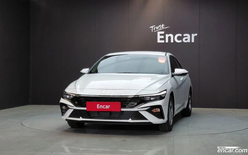 Hyundai Avante CN7 1.6 2024 — thumbnail 3