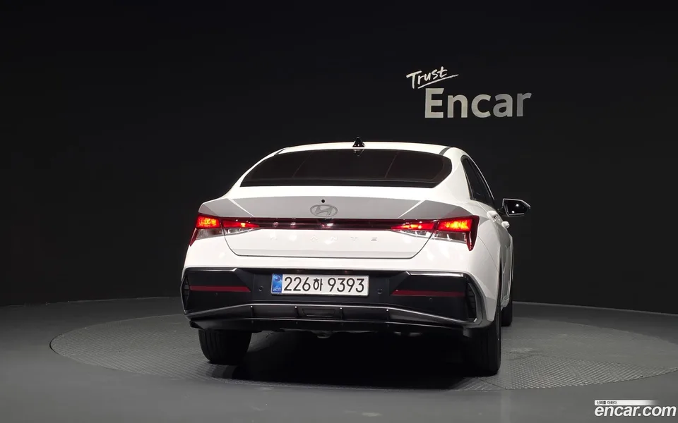 Hyundai Avante CN7 1.6 2025 — thumbnail 4