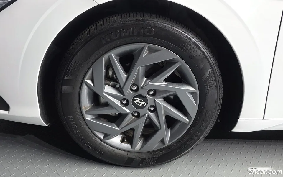 Hyundai Avante CN7 1.6 2025 — thumbnail 5