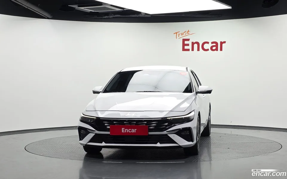 Hyundai Avante CN7 1.6 2024 — thumbnail 3