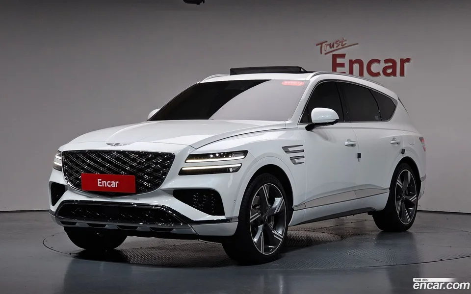 Genesis GV80 2.5T AWD 2024 — photo 1, buy with delivery to Moscow