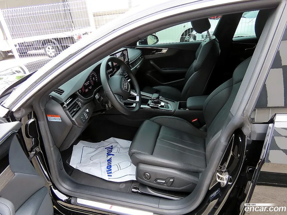 Audi A5 45 TFSI 2023 — thumbnail 2