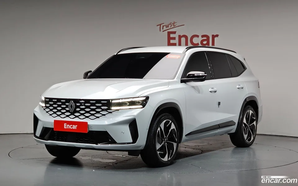 Renault Samsung Grand Koleos 1.5 E-TECH 2WD 2025 — photo 1, buy with delivery to Moscow