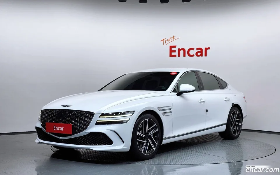 Genesis G80 2.5 AWD 2024 — photo 1, buy with delivery to Moscow