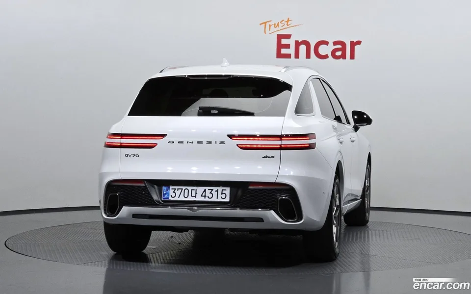Genesis GV70 2.5T AWD 2024 — thumbnail 4