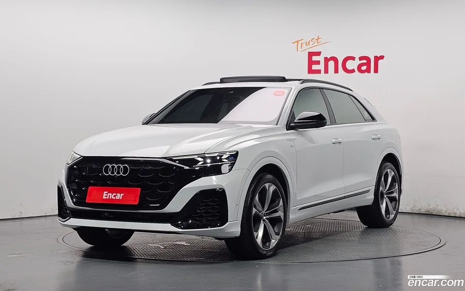 Audi Q8 (4M) 55 TFSI 2025 — photo 1, buy with delivery to Moscow