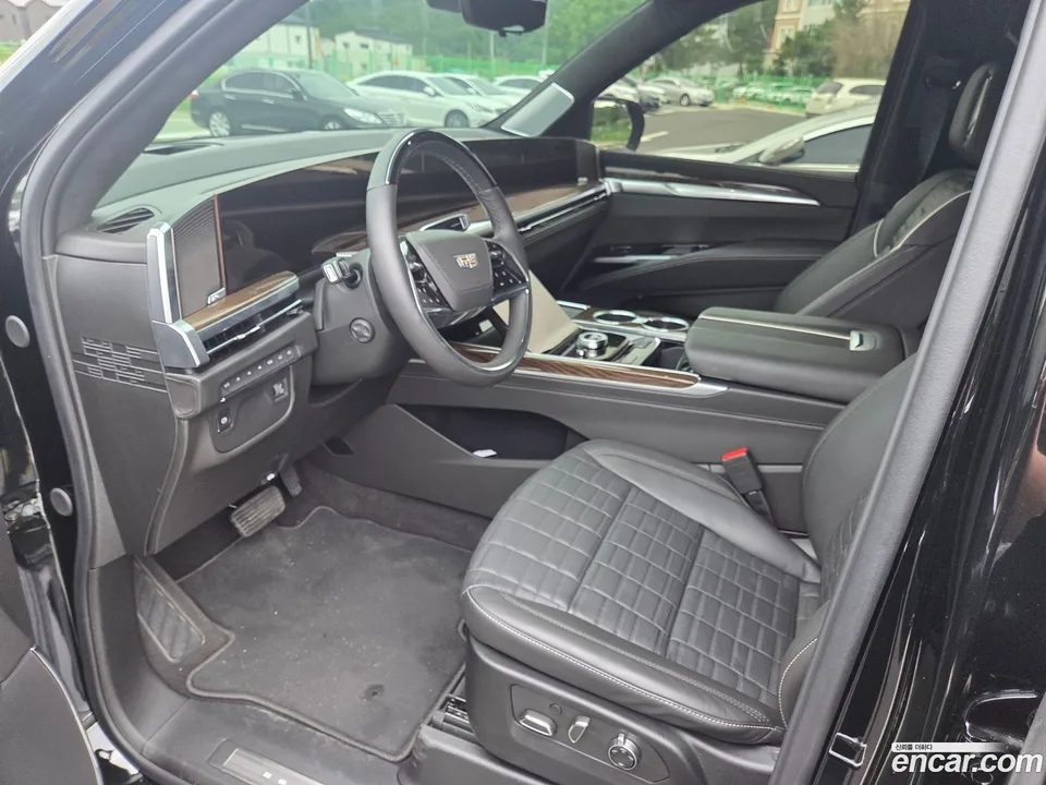 Cadillac Escalade 6.2 2025 — thumbnail 4