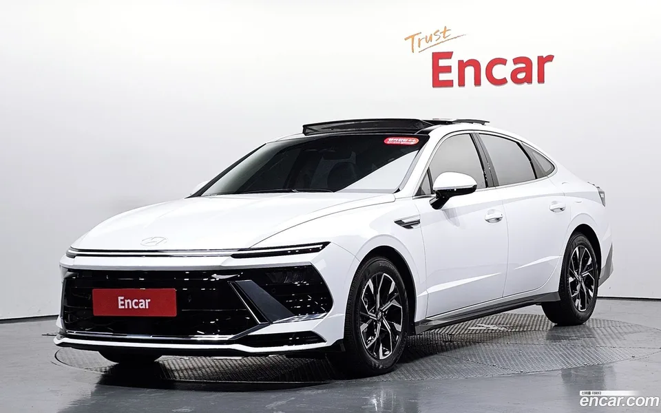 Hyundai Sonata The Edge 2.0 2024 — photo 1, buy with delivery to Moscow