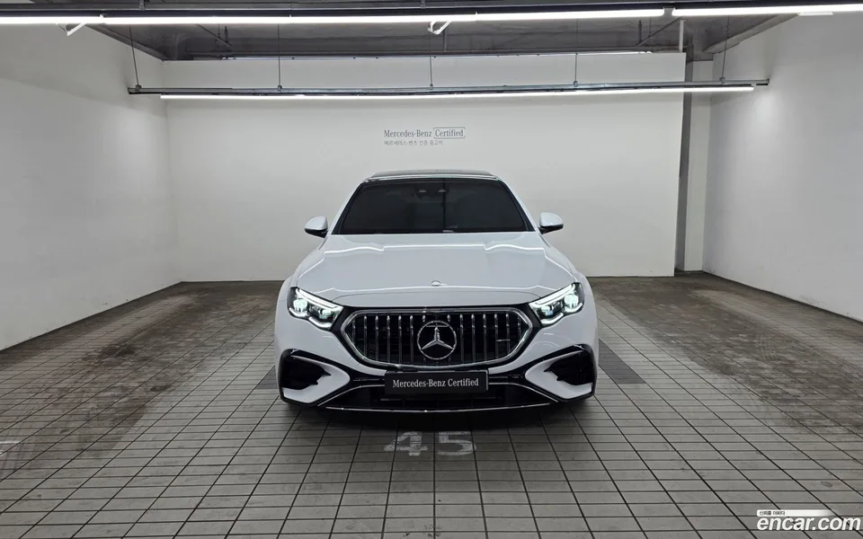 Mercedes-Benz E-Class AMG E53e 4MATIC+ 2026 — thumbnail 3
