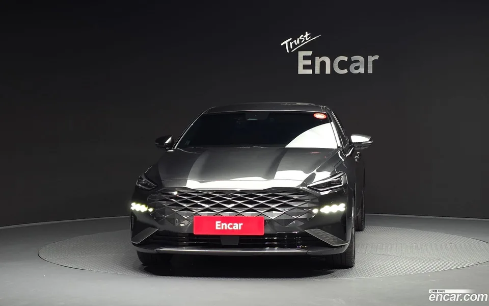 Kia K8 Hybrid 2023 — thumbnail 3