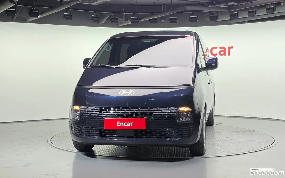 Hyundai Staria HEV 1.6 5 2024 — thumbnail 3