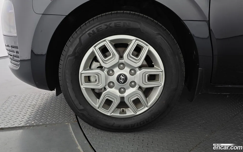 Hyundai Staria HEV 1.6 5 2024 — thumbnail 5
