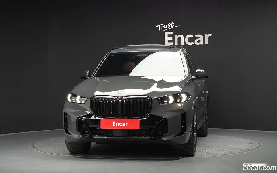 BMW X5 xDrive 40i M 2025 — thumbnail 3