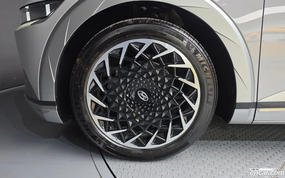 Hyundai Ioniq 5 2024 — миниатюра 2