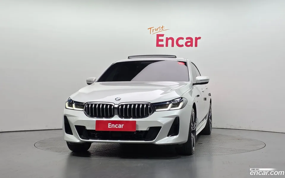 BMW 6 Series GT 630i xDrive M 2022 — thumbnail 3