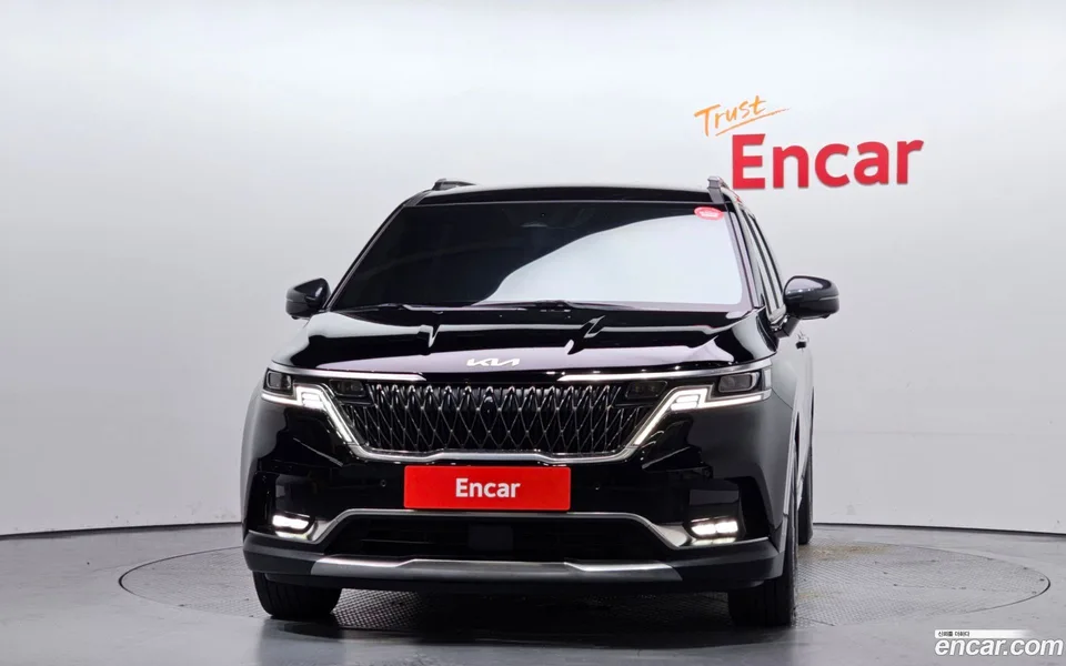 Kia Carnival 7 2022 — thumbnail 3