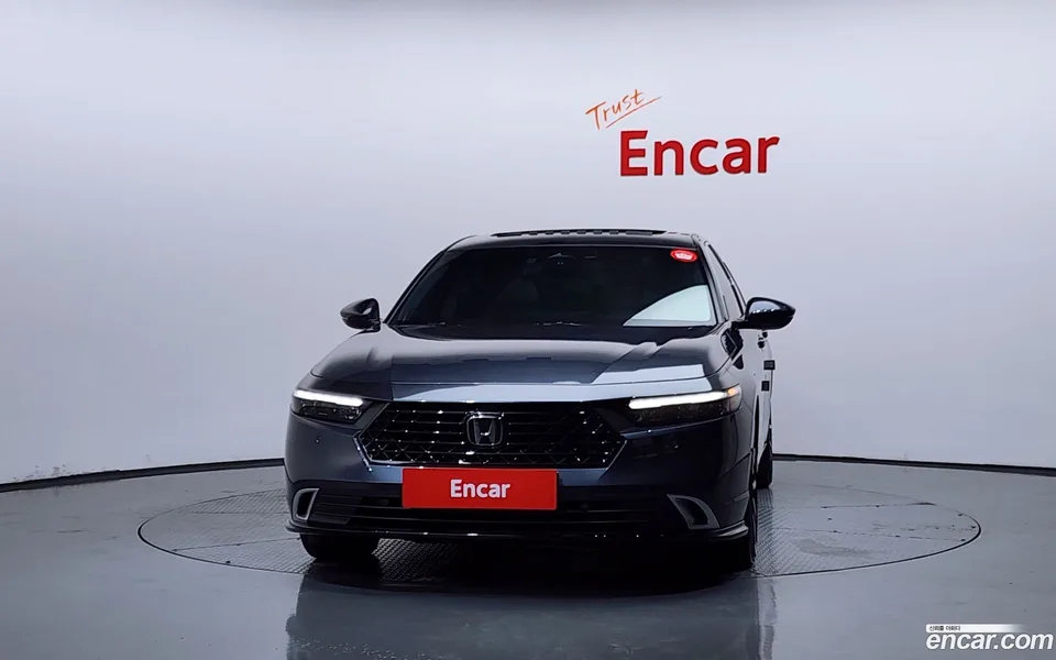 Honda Accord 2.0 2023 — thumbnail 3