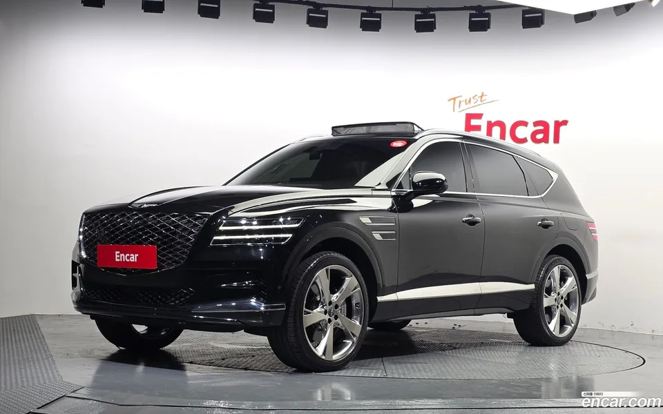 Genesis GV80 2.5T AWD 2022 — photo 1, buy with delivery to Moscow