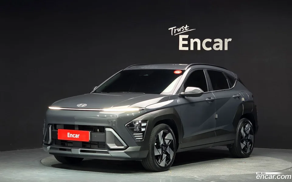 Hyundai Kona 1.6 2WD 2023 — photo 1, buy with delivery to Moscow