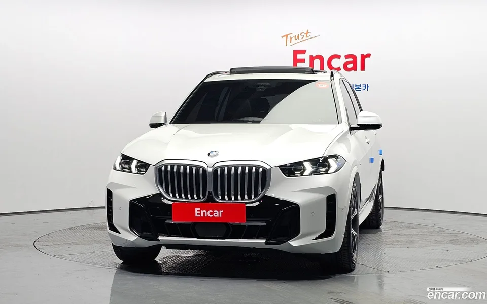 BMW X5 xDrive 40i M 2025 — thumbnail 3