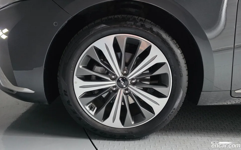 Kia K8 Hybrid 2024 — thumbnail 5