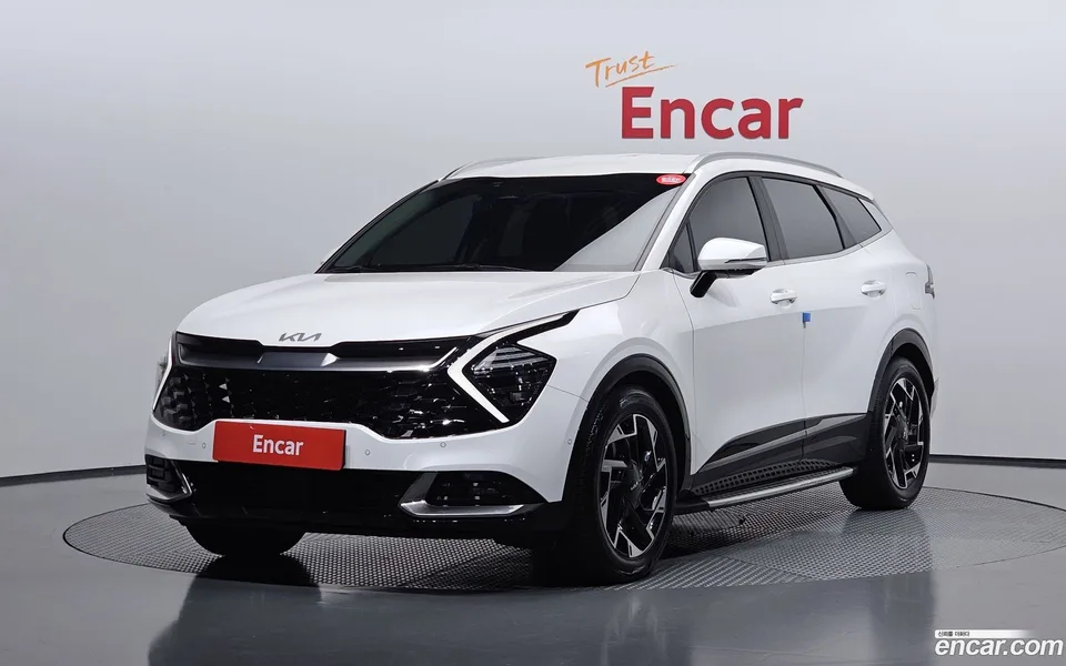 Kia Sportage 2.0 4WD 2022 — photo 1, buy with delivery to Moscow