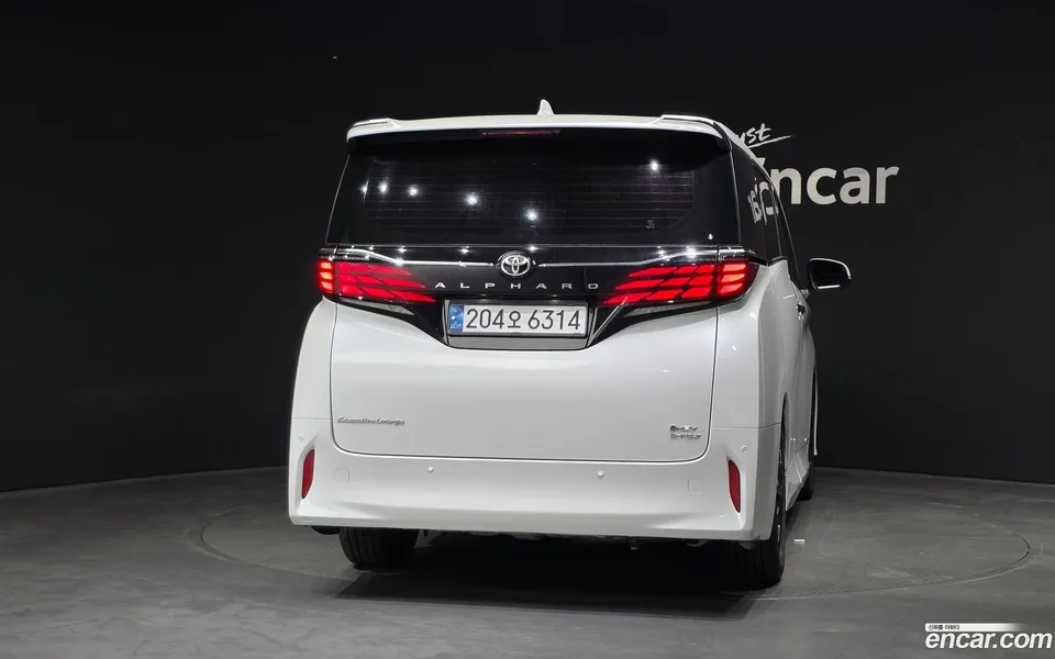 Toyota Alphard 2.5 HEV AWD 2024 — thumbnail 4