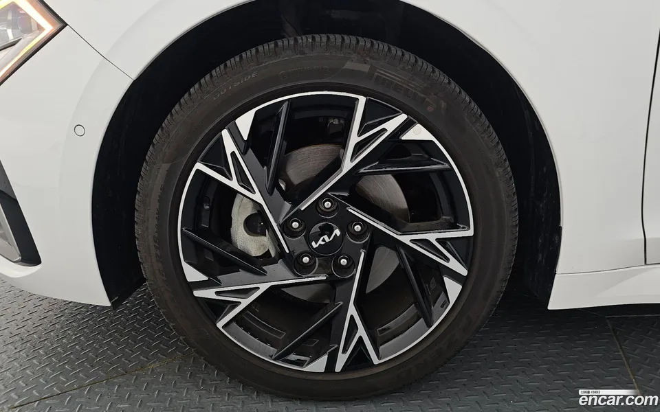 Kia K5 2.0 2025 — thumbnail 2